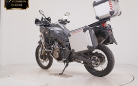 HONDA CRF1000L AFRICA TWIN 2021 SD04