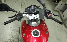 SUZUKI GSR250 2018