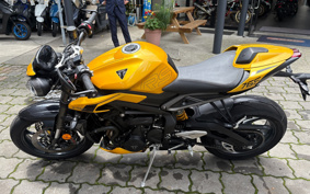 TRIUMPH STREET TRIPLE RS 2023 HDA614
