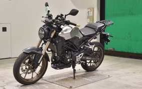 HONDA CB250RA 2013 MC52
