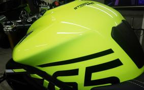 TRIUMPH STREET TRIPLE RS 2023