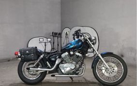 YAMAHA VIRAGO 250 3DM