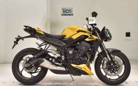 TRIUMPH STREET TRIPLE RS 2023