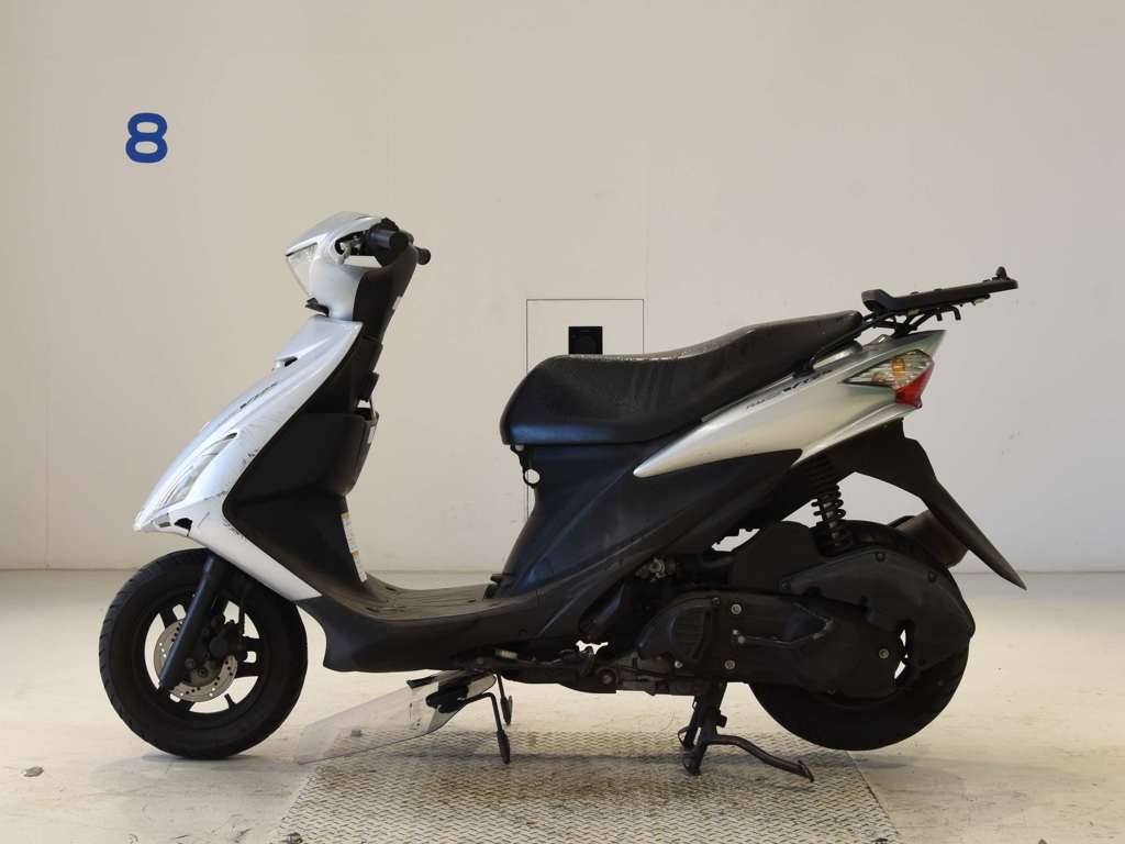 Фото Suzuki ADDRESS V125 S с японского аукциона