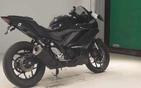 YAMAHA YZF-R3 2021