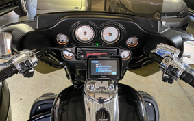 HARLEY FLHTCU103W S/C 2012 KBM