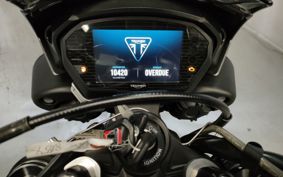 TRIUMPH  TRIUMPH  STREET  TRIPLE RS 2017 HDA464