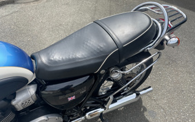 TRIUMPH BONNEVILLE T100 2016 DAD70G