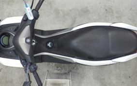 YAMAHA N-MAX SE86J