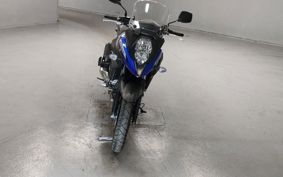 SUZUKI DL650 ( V-Strom 650 ) C733M