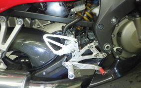 HONDA CBR600F GEN 3 2001 PC35