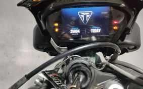 TRIUMPH STREET TRIPLE R 2019 HDA434