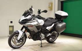 BMW F900XR 2021