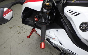 YAMAHA YZF-R1 2016