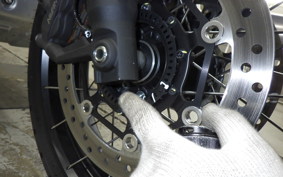 HONDA X-ADV 750 2025 RH21
