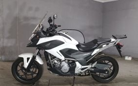 HONDA NC700X DCT RC63