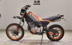 YAMAHA TRICKER DG10J