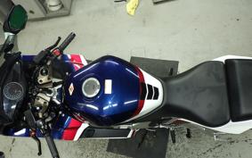 HONDA VFR800F 2019 RC79