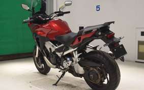 HONDA VFR800X 2020 RC80
