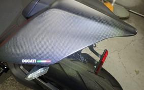 DUCATI STREETFIGHTER V4 S 2021