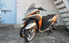 YAMAHA TRICITY 125 SE82J