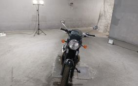 TRIUMPH BONNEVILLE T100 D4BG21
