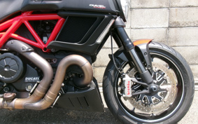 DUCATI DIAVEL CARBON 2014 ZDMG105JAEB