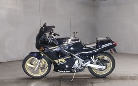 YAMAHA FZR250 2KR