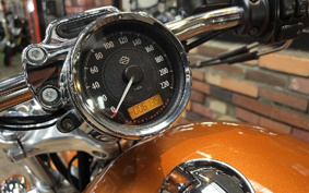 HARLEY XL1200CA 2014 LJ3