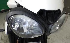 TRIUMPH STREET TRIPLE R 2018