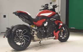 DUCATI DIAVEL V4 2023