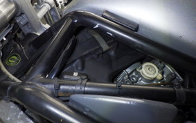 DUCATI MONSTER 400 2001