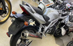 SUZUKI SV650 2005 BY111