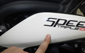 TRIUMPH SPEED TRIPLE 2013