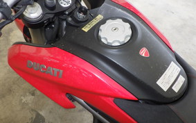 DUCATI HYPERSTRADA 820 2014