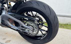 DUCATI STREET FIGHTER V2S 2025 3000