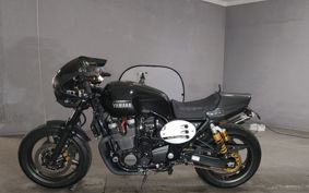 YAMAHA XJR1300 C 2016 RP19