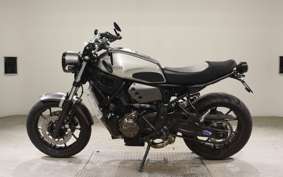 YAMAHA XSR700 2018 RM22J