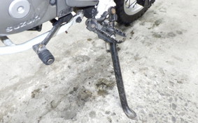 SUZUKI DJEBEL 125 SF44A