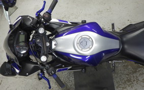 YAMAHA YZF-R25 RG10J