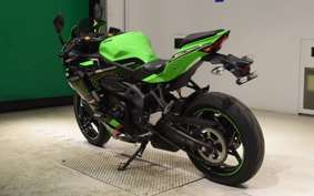 KAWASAKI ZX-25R ZX250E