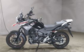 SUZUKI V STROM 250 DS11A
