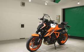 KTM 1290 SUPER DUKE R