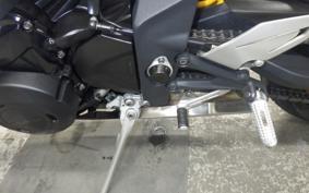 TRIUMPH DAYTONA 675 R 2016