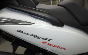 HONDA SILVER WING 400 GT Type 2009 NF03