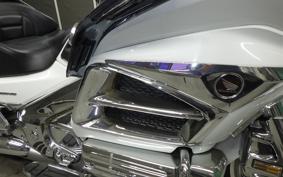 HONDA GL 1800 GOLD WING 2013 SC68
