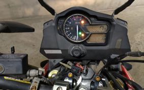 SUZUKI DL1000 ( V-Strom 1000 ) DD111