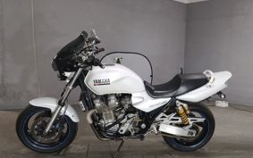 YAMAHA XJR1300 2000 RP03J