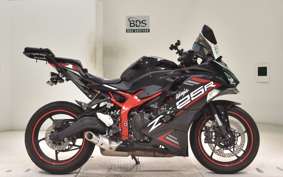 KAWASAKI ZX-25R ZX250E