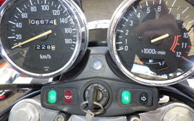 KAWASAKI ZEPHYR 750 ZR750C